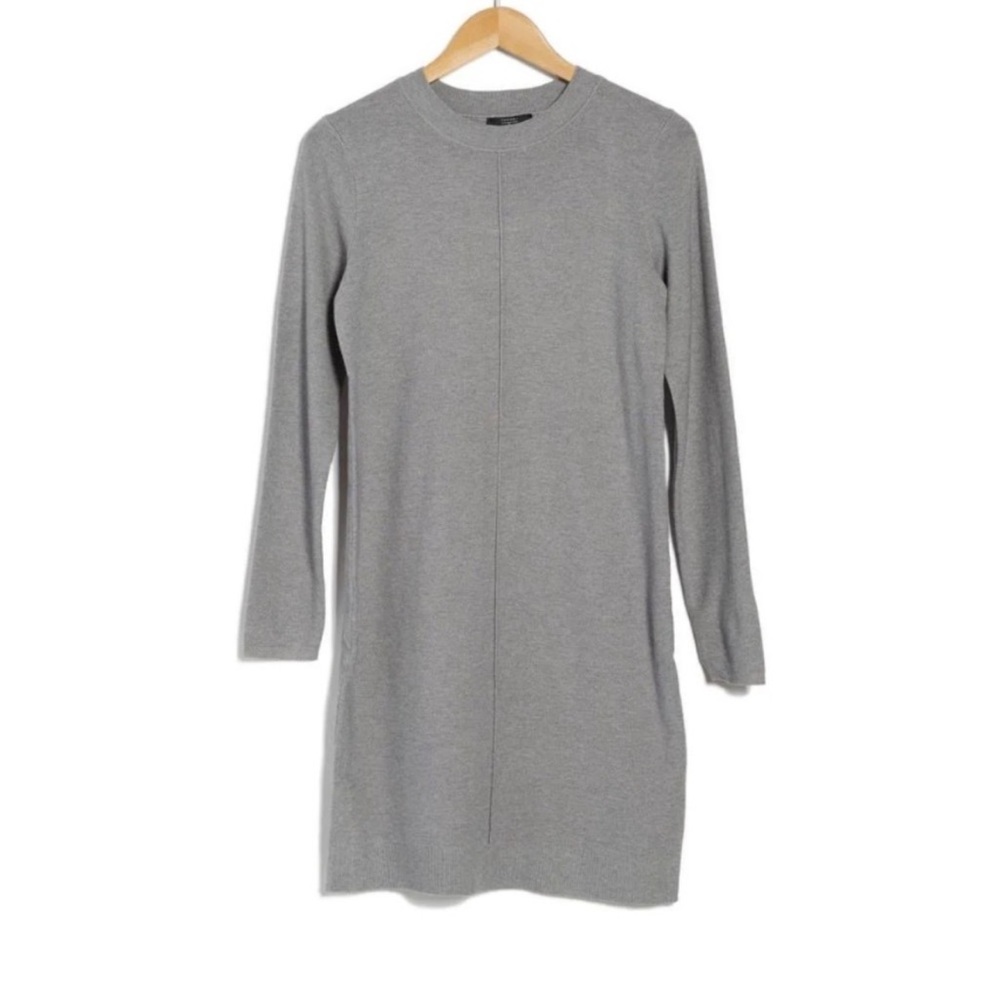 T Tahari seamed crewNeck sweater dress in heather